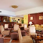 公寓式酒店 Formosa Park 阿尔曼萨