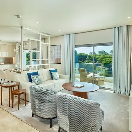 Formosa Park アパートホテル 4*