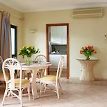 Formosa Park 아파트호텔 4*